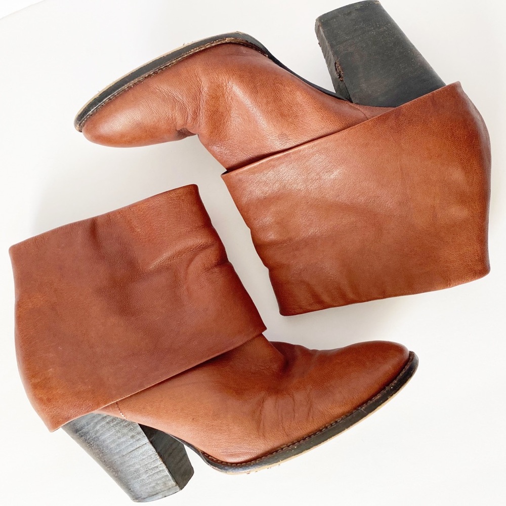 Vince Camuto Fold Top Pull On Booties - Sz 9